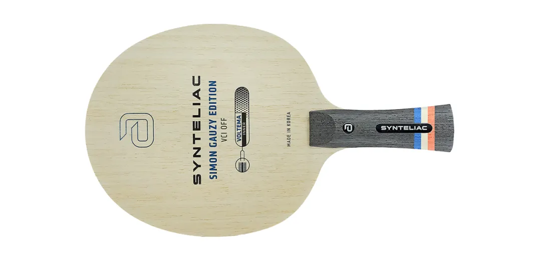 Simon Gauzy's Andro Gauzy inner green-fiber carbon blade with NUZN 55 rubber
