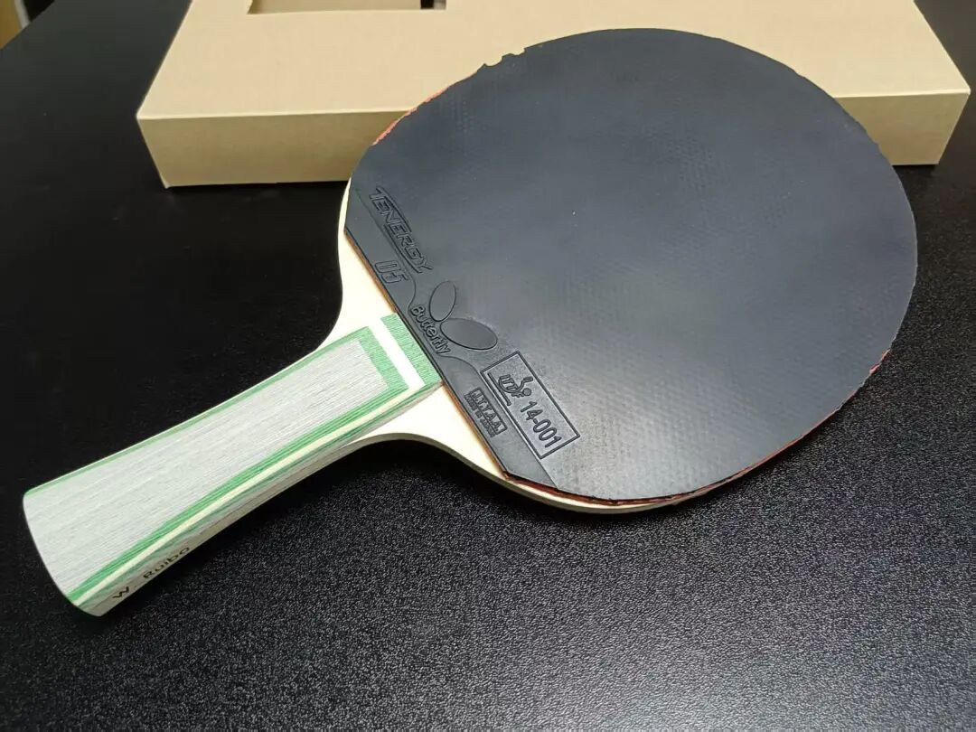 STIGA LUMA blade assembled with grippy rubber on both sides during real-play test