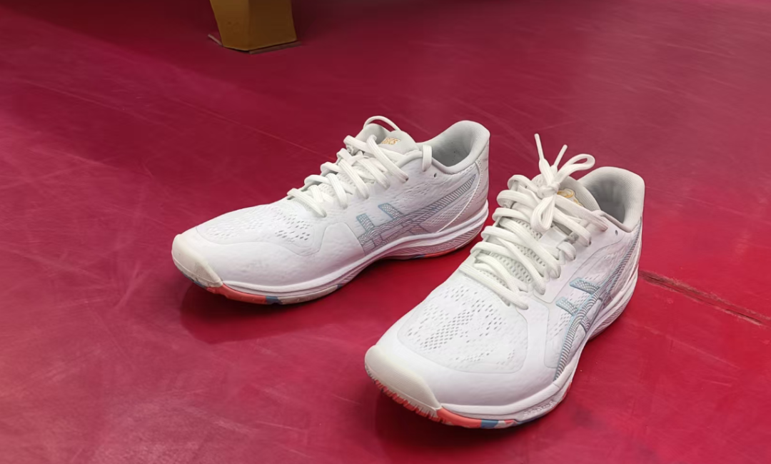 ASICS running-inspired table tennis shoes upgrade from Mizuno Crossmatch