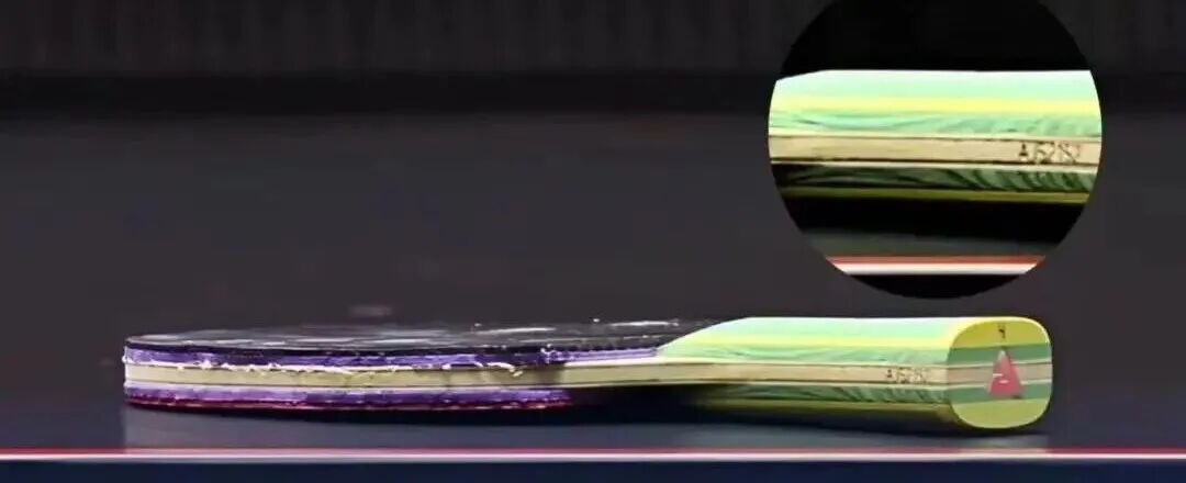 Hugo Calderano with Joola Hugo inner green-fiber carbon blade in match play