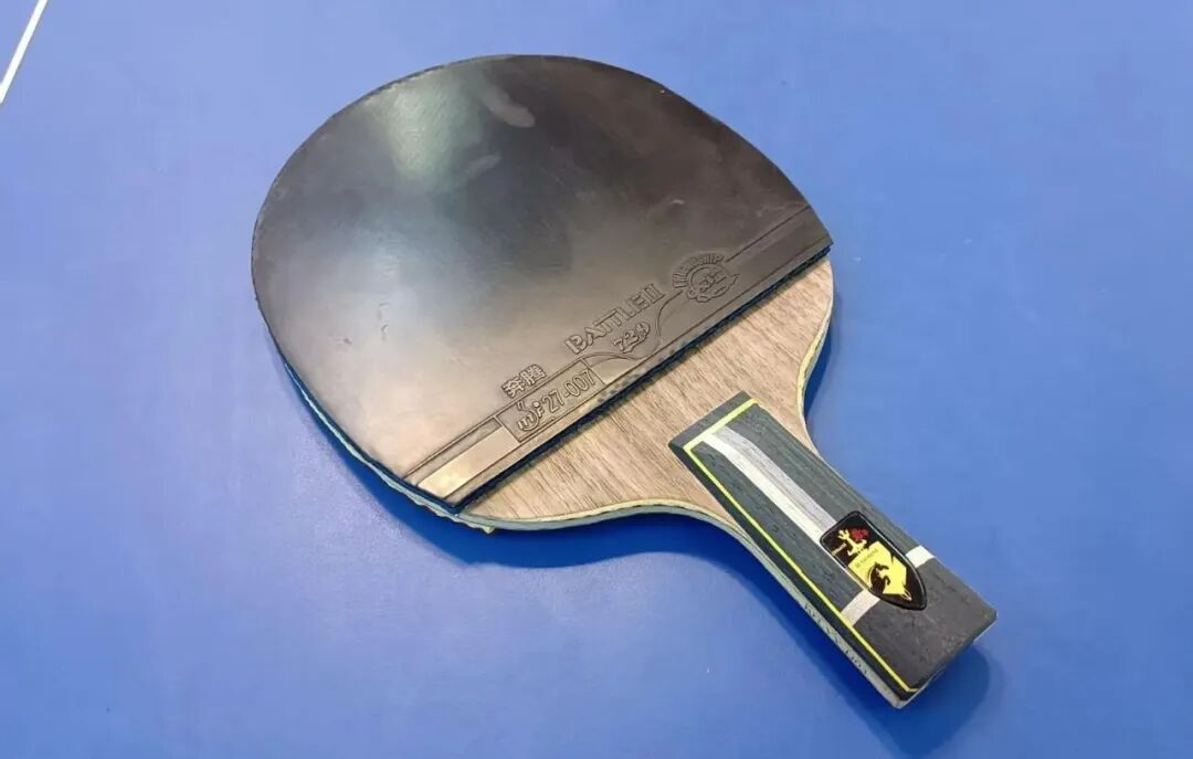 Professional player custom tokuchu rubber sheets heavier than retail versions