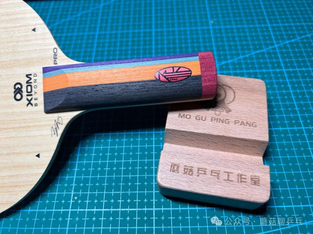 XIOM Cho Dae-Seong TMX PRO blade face showing Cho Dae-Seong signature and logo