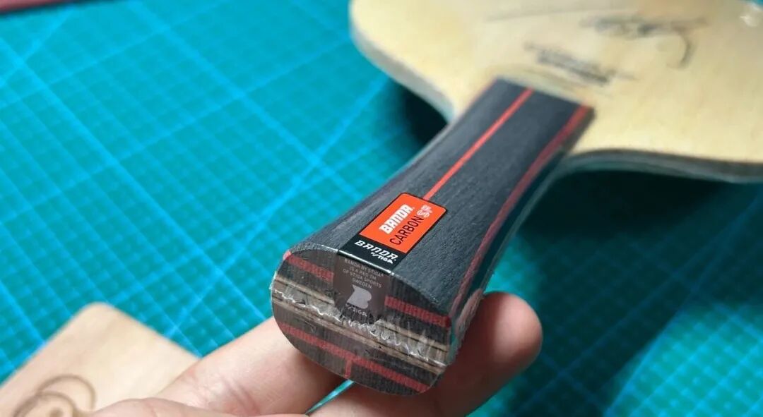 Banda SF Fang Bo blade number 079 of 500 shown on the limited edition stamp