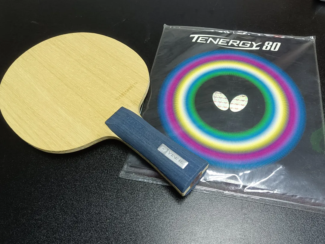 Table tennis rubber thickness comparison showing 1.9mm versus 2.1mm sponge options