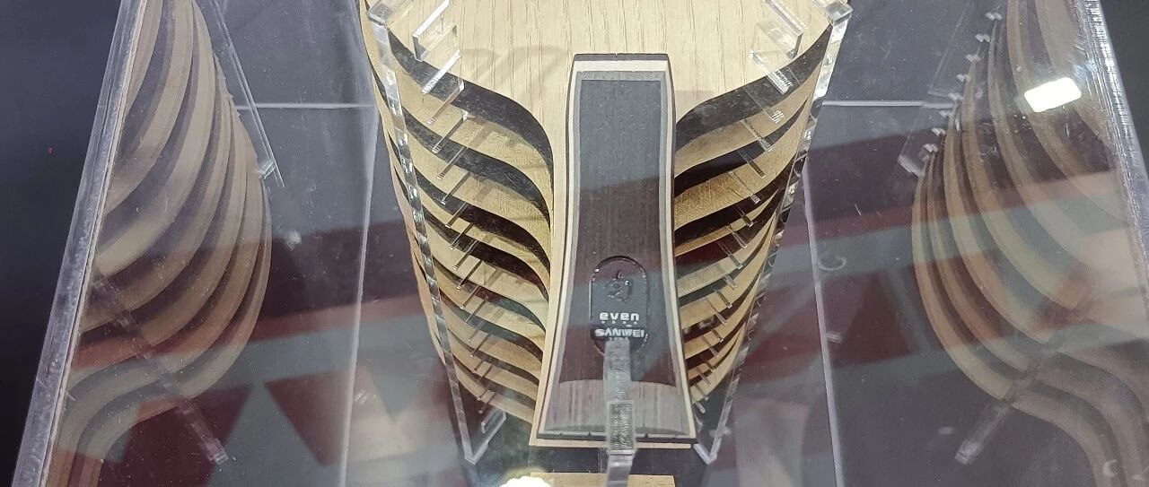 Sanwei blade cross-section on display at the 2026 Xiamen Sports Expo