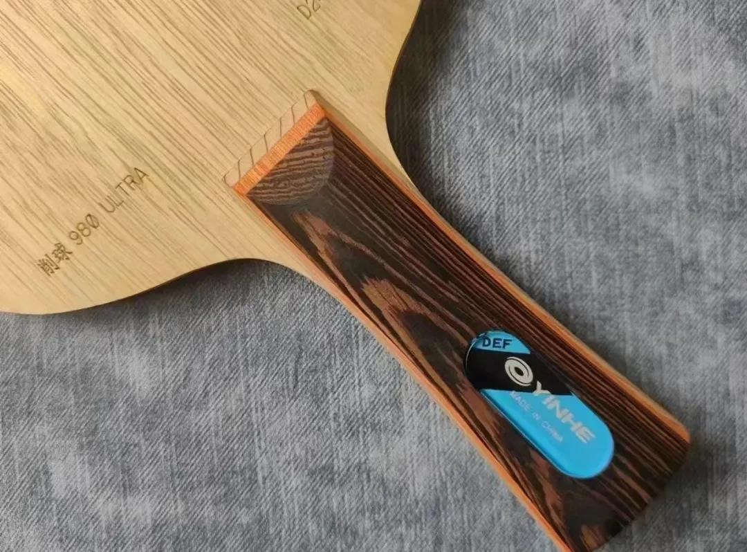 Yinhe 980 ULTRA five-ply wood with red aramid fiber defensive blade used by Yang Yiyun