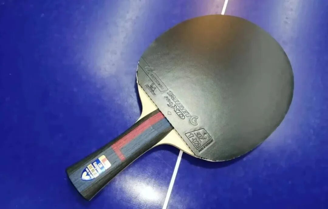 Lin Gaoyuan ALC blade front view showing ALC fiber layers and Butterfly handle