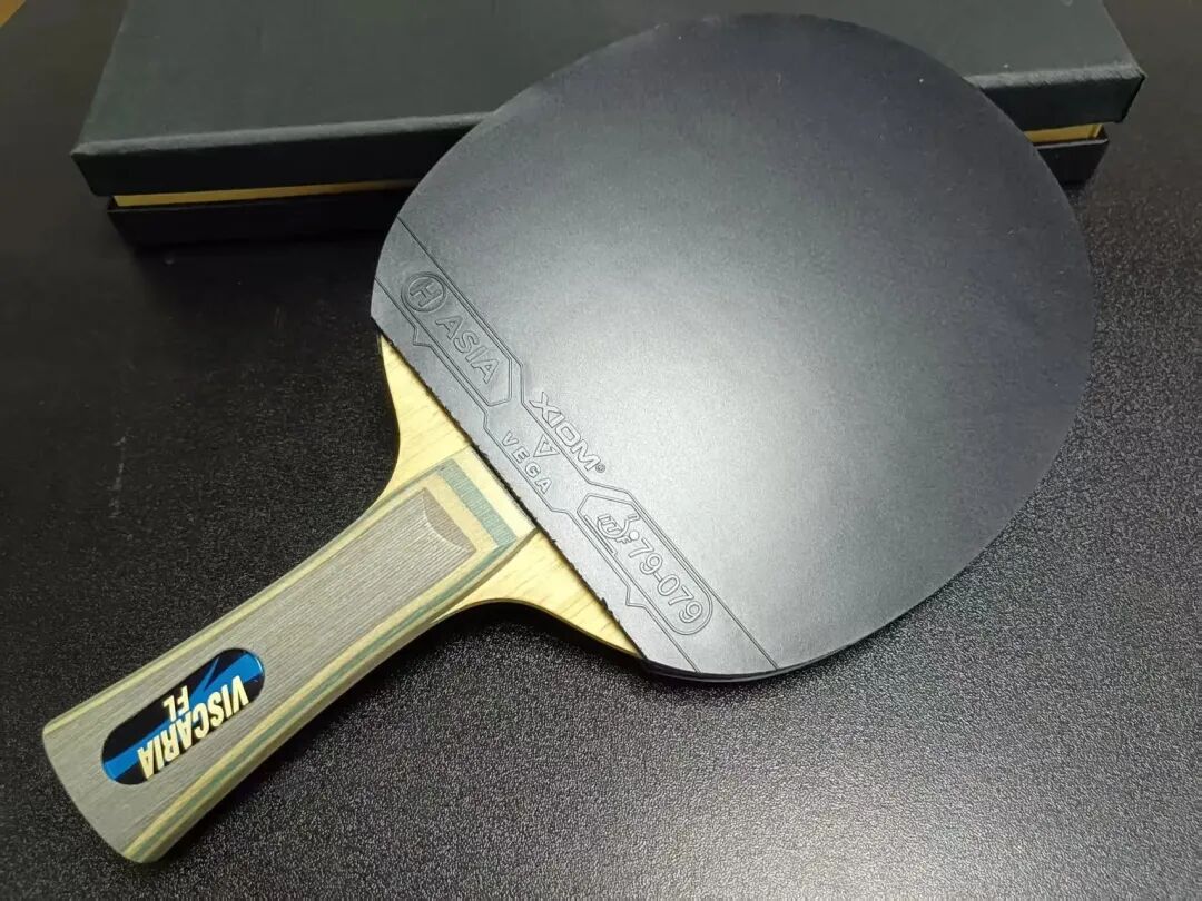 Butterfly Viscaria blade showing classic outer ALC design with straight handle