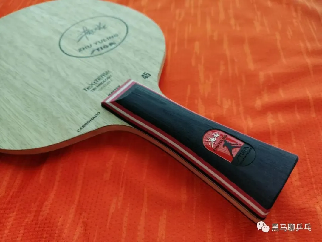 Xu Xin custom Stiga Rose Wood 5 blade with water-drop shaped oversized face