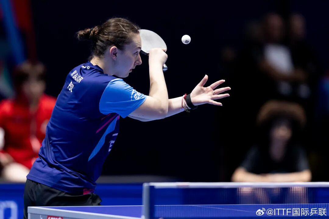 Kuai Man mid-match against Bajor at women's team round of 32 World Championships